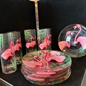 Retro Pink Flamingo Glassware Set - 10 Plates & 5 Tall Glasses